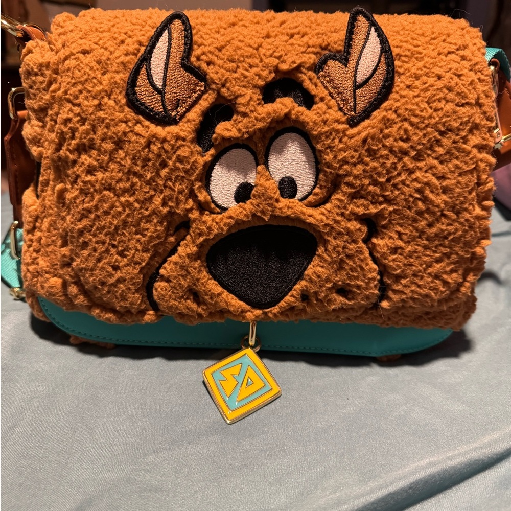 Loungefly Scooby-Doo Furry Bag in Brown and Teal